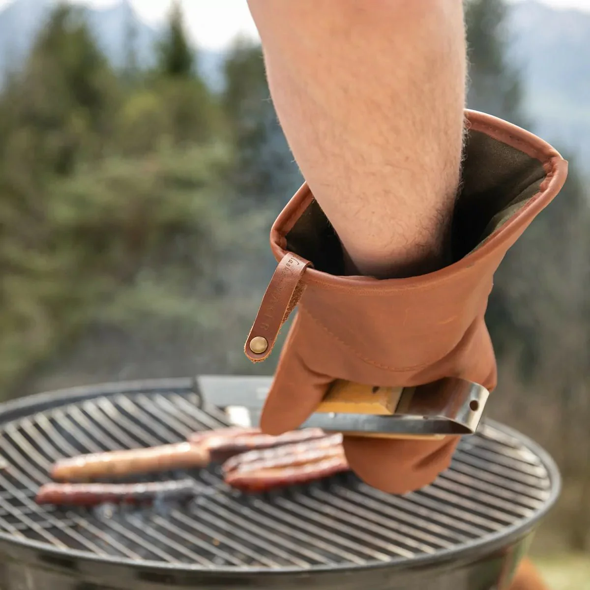 Leather Glove For Fires & Oven - Image 5
