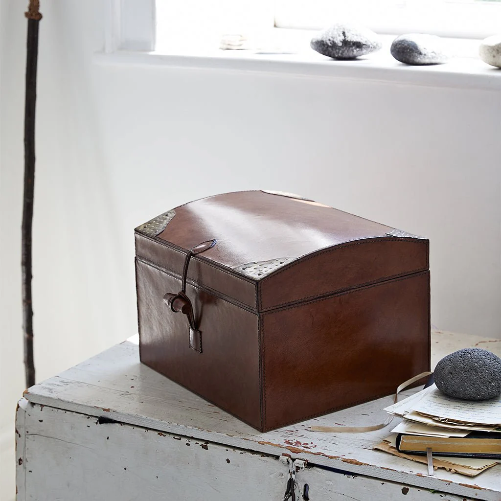 Luxury Leather Memory Box - For Personalised Keepsakes - Image 4