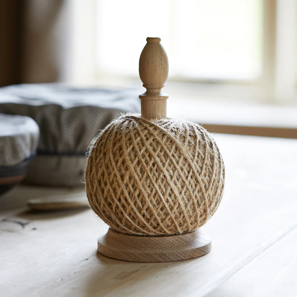 Twine Stand With Cutter - Image 3