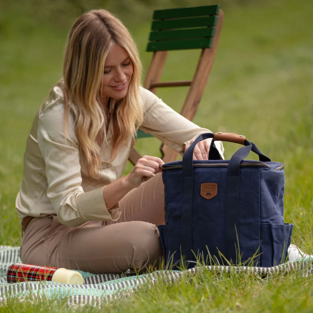 Navy Blue Waxed Canvas Cool Bag - Insulated For Hot Food Too - Image 3